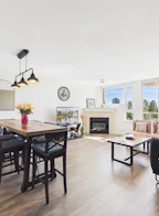 902 7108 Edmonds Street