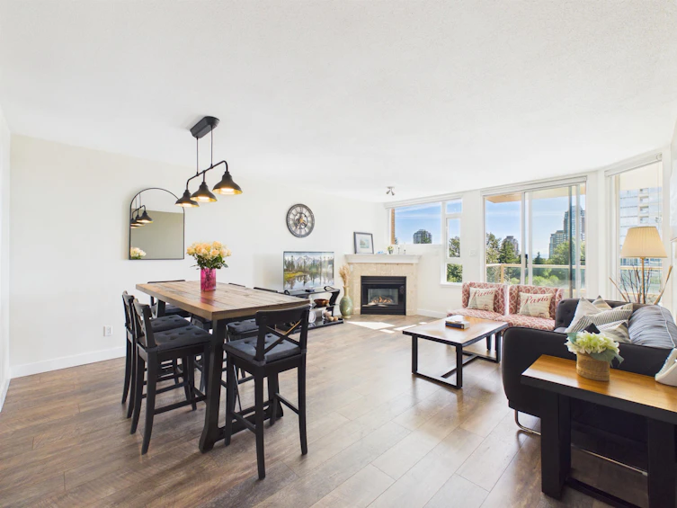 902-7108 Edmonds Street, Burnaby, BC, V3N 4X9