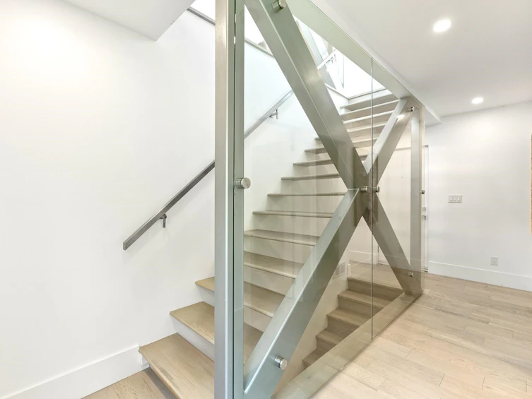 6236 Summit Avenue, West Vancouver, BC, V7W 1Y2 - 36