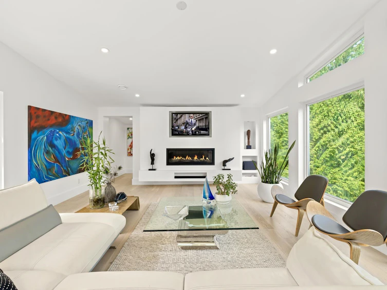 6236 Summit Avenue, West Vancouver, BC, V7W 1Y2 - 2