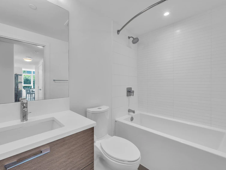 203-8538 River District Crossing, Vancouver, BC, V5S 0C9 - 9