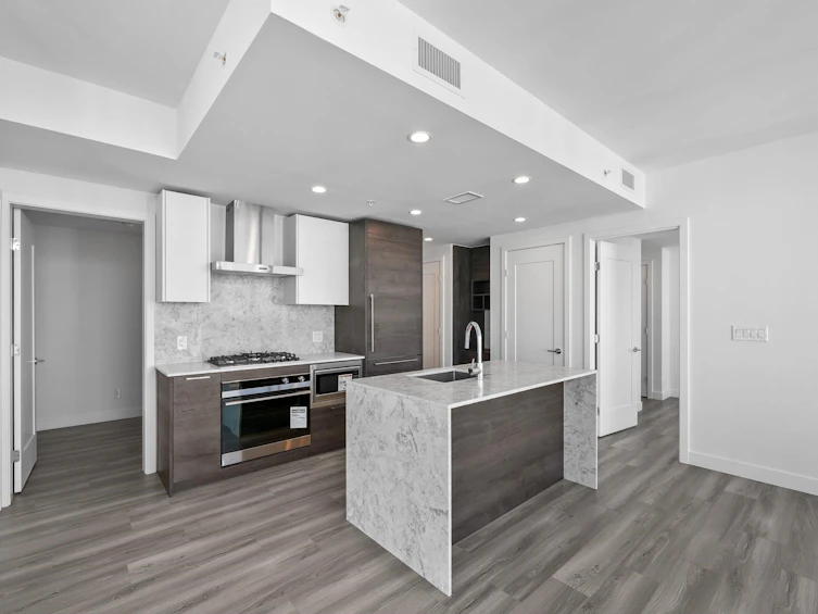 2801-2381 Beta Avenue, Burnaby, BC, V5C 0P7 - 6