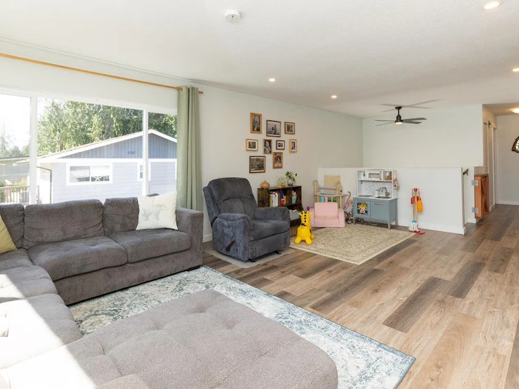 5607 Wakefield Road, Sechelt, BC, V7Z 0N3 - 19