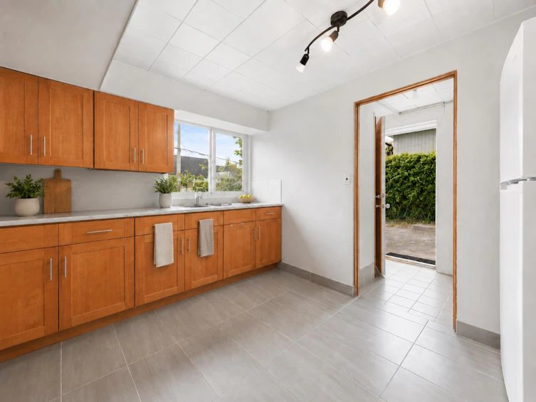 4561 Nanaimo Street, Vancouver, BC, V5N 5J5 - 9