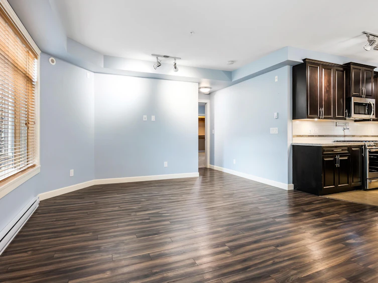 201-32445 Simon Avenue, Abbotsford, BC, V2T 0G7 - 22
