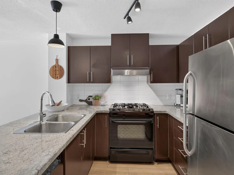 115-600 Klahanie Drive, Port Moody, BC, V3H 5L2 - 11