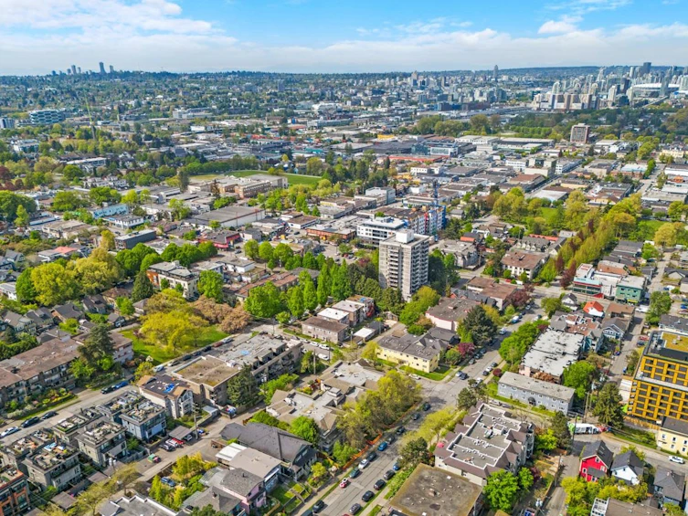 1828 E Georgia Street, Vancouver, BC, V5L 2B6 - 32
