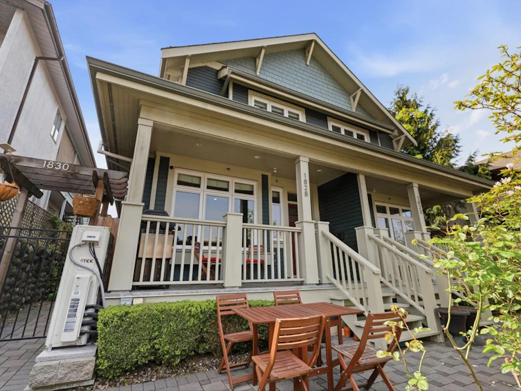 1828 E Georgia Street, Vancouver, BC, V5L 2B6 - 2