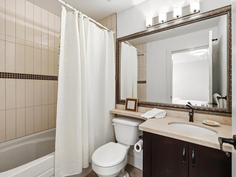 1828 E Georgia Street, Vancouver, BC, V5L 2B6 - 30