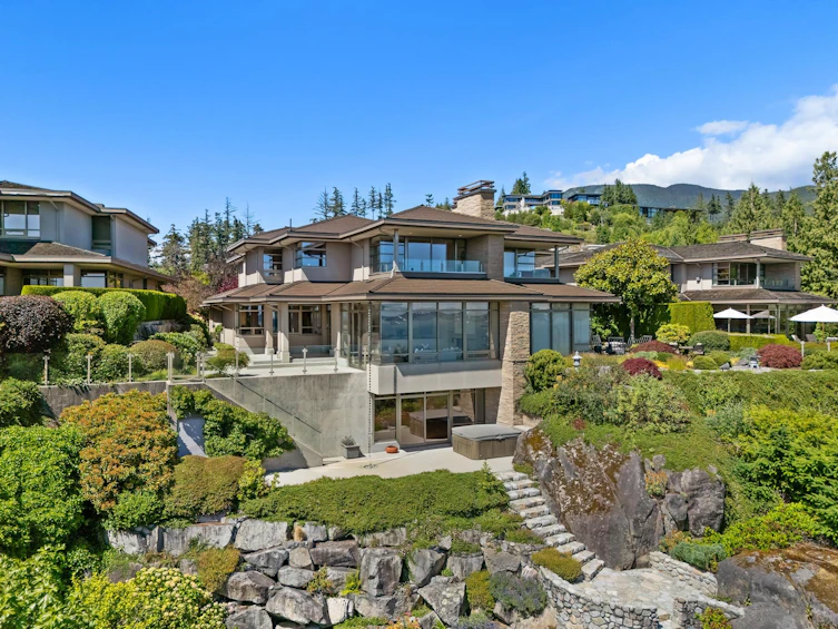 4936 Meadfeild Road, West Vancouver, BC, V7W 3J8