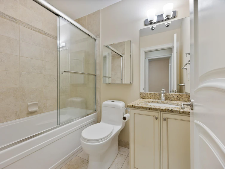 3837 W 3rd Avenue, Vancouver, BC, V6R 1M5 - 38
