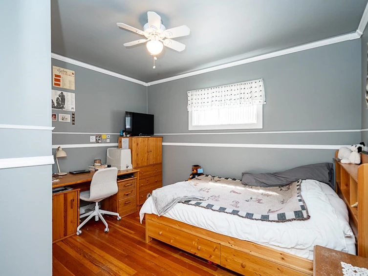 2964 E 4th Avenue, Vancouver, BC, V5M 1L2 - 10