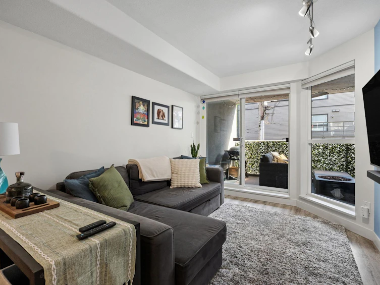 208-988 W 21st Avenue, Vancouver, BC, V5Z 1Z1