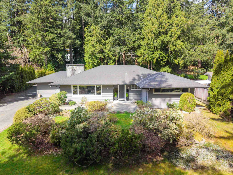 355 Rabbit Lane, West Vancouver BC V7S 1J1