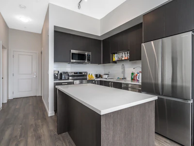 620-15825 85 Avenue - 5