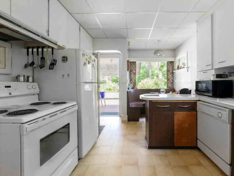 4755 W 6th Avenue, Vancouver, BC, V6T 1C4 - 9
