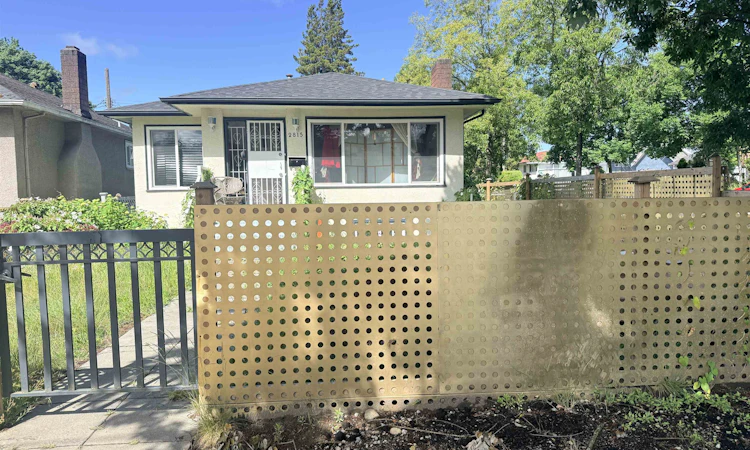 2815 Nanaimo Street
