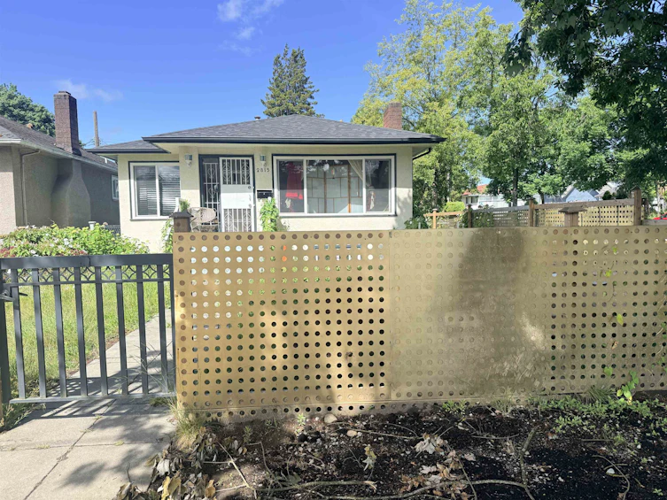 2815 Nanaimo Street, Vancouver, BC, V5N 5G2