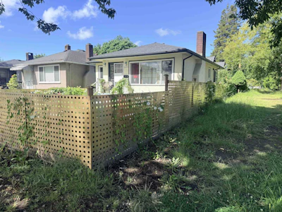 2815 Nanaimo Street - 2