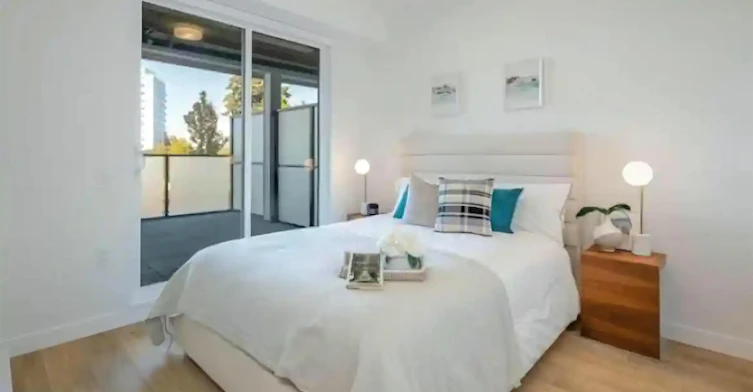 107-4933 Clarendon Avenue, Vancouver, BC, B5R 0J6 - 4