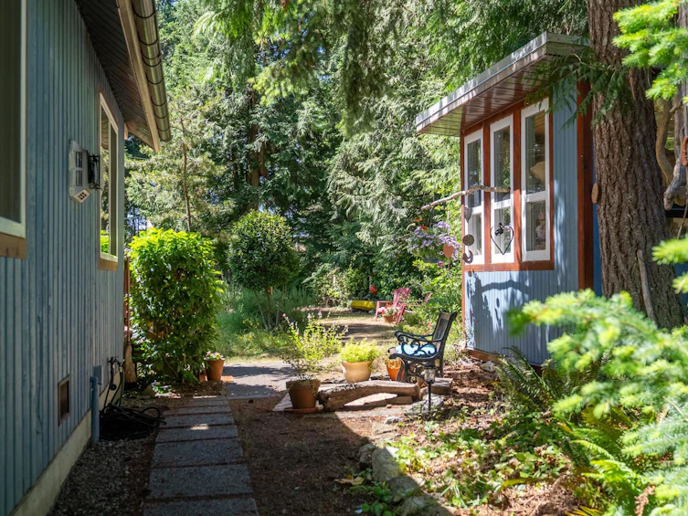 7913 Swanson View Drive, Pender Island, BC, V0N 2M2 - 29