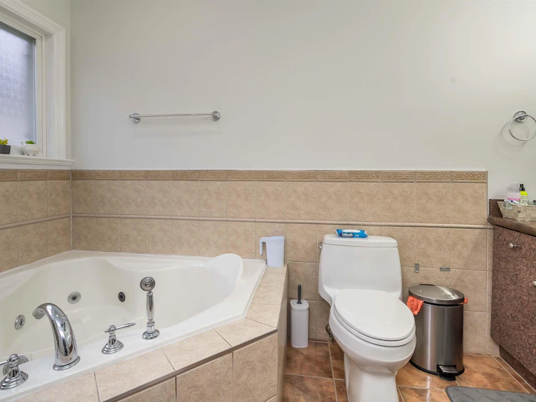 13027 68 Avenue, Surrey, BC, V3W 2E5 - 22