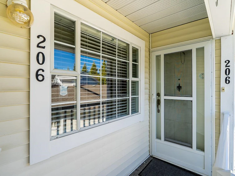 206-9109 154 Street, Surrey, BC, V3R 9G8 - 7
