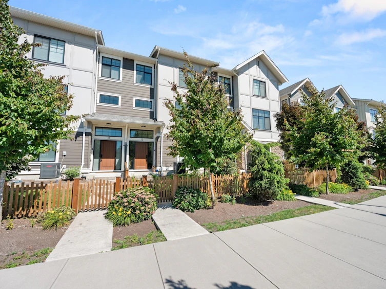 12-20261 72b Avenue, Langley, BC, V2Y 3M8 - 2