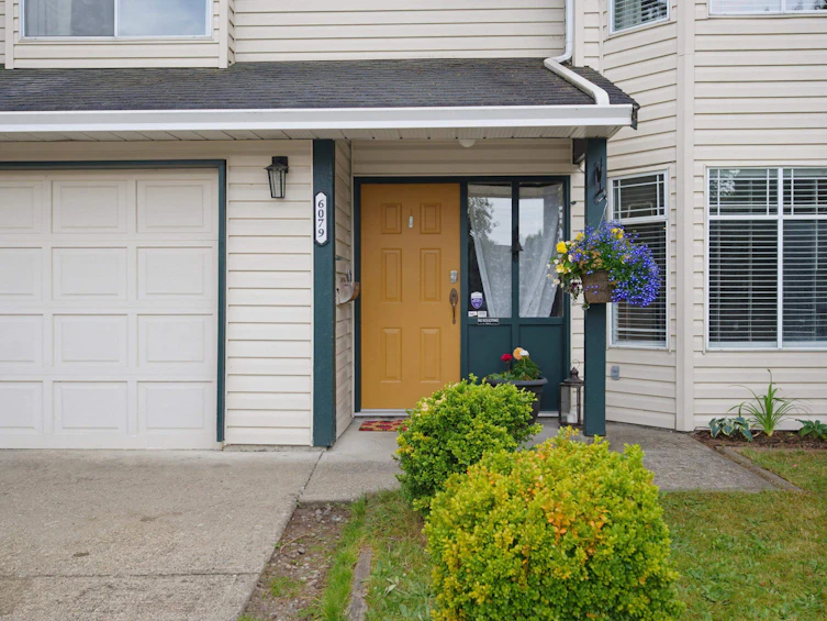 6079 173a Street, Surrey, BC, V3S 6Y3 - 2