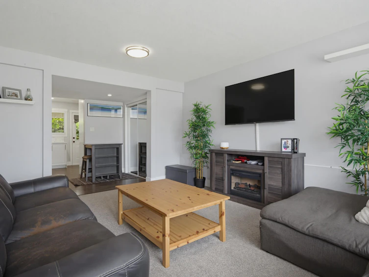 6079 173a Street, Surrey, BC, V3S 6Y3 - 22