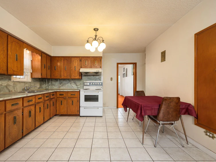 855 Nanaimo Street, Vancouver, BC, V5L 4S8 - 6