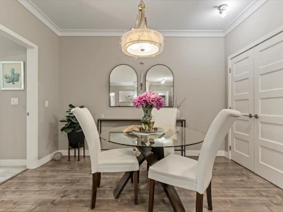 104-45630 Spadina Avenue - 4