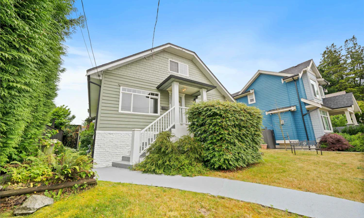 221 Richmond Street