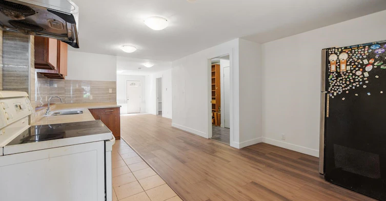 Lower Level-547 E 12 Avenue, Vancouver, BC, V5T 2H6 - 9