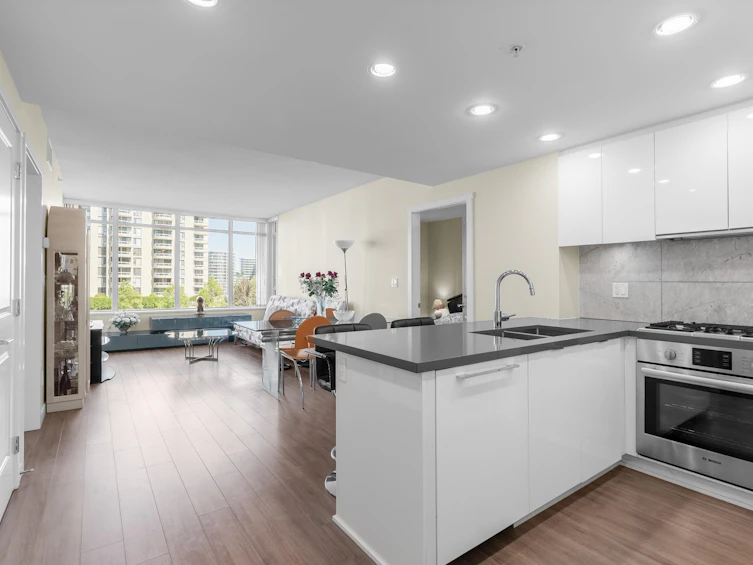 712-7338 Gollner Avenue, Richmond, BC, V6Y 0H8 - 7