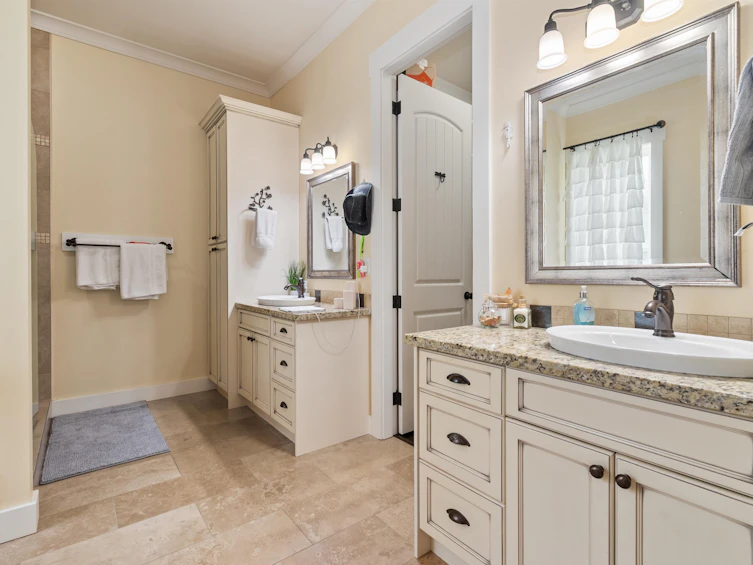 45419 Magdalena Place, Cultus Lake, BC, V2R 0K7 - 17
