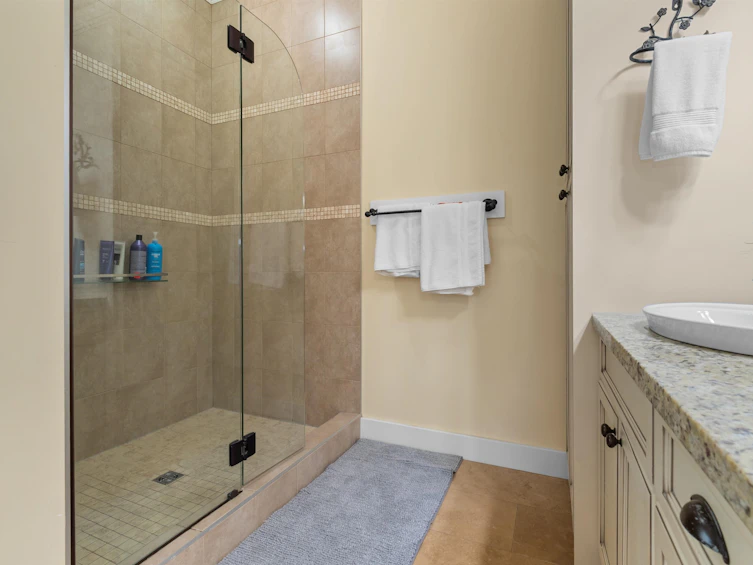 45419 Magdalena Place, Cultus Lake, BC, V2R 0K7 - 19