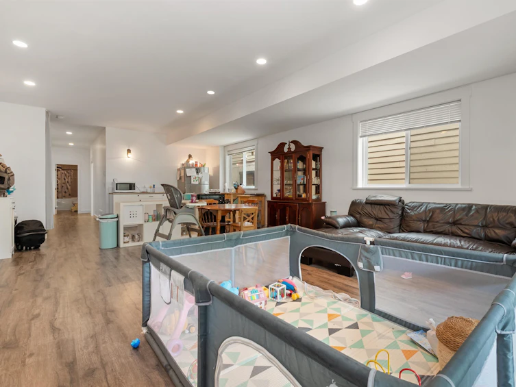 45419 Magdalena Place, Cultus Lake, BC, V2R 0K7 - 33