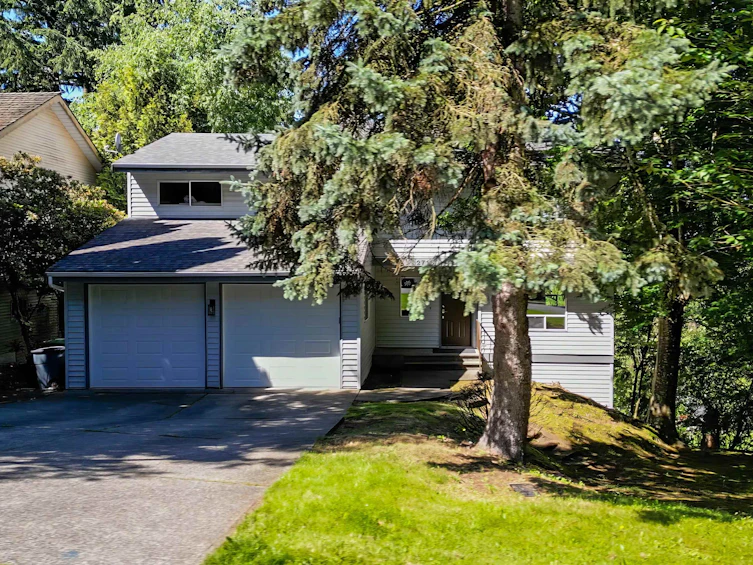 2716 St Moritz Way, Abbotsford, BC, V3G 1C3 - 2