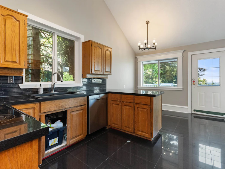 2716 St Moritz Way, Abbotsford, BC, V3G 1C3 - 9