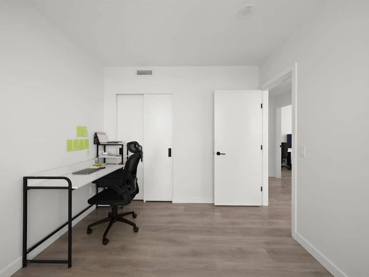 608-13685 102 Avenue, Surrey, BC, V3T 0S2 - 11