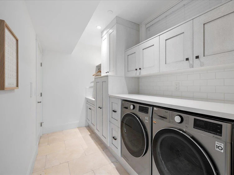 4693 W 3rd Avenue, Vancouver, BC, V6R 1N5 - 37