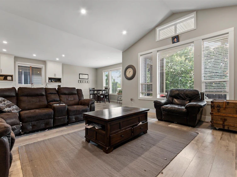 46302 Riverside Drive, Chilliwack, BC, V2P 3L3 - 8