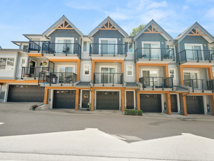 25-22810 113 Avenue, Maple Ridge, BC, V2X 3N2 - 3