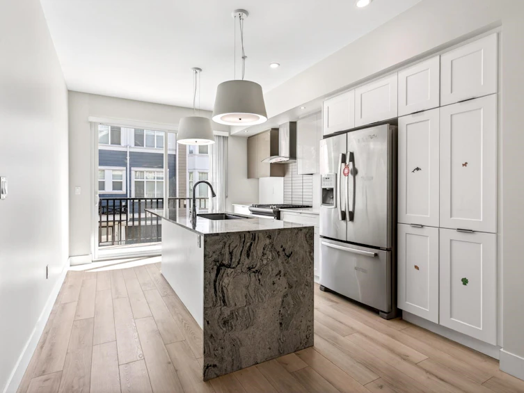 14-20852 77a Avenue, Langley, BC, V2Y 0R8 - 2