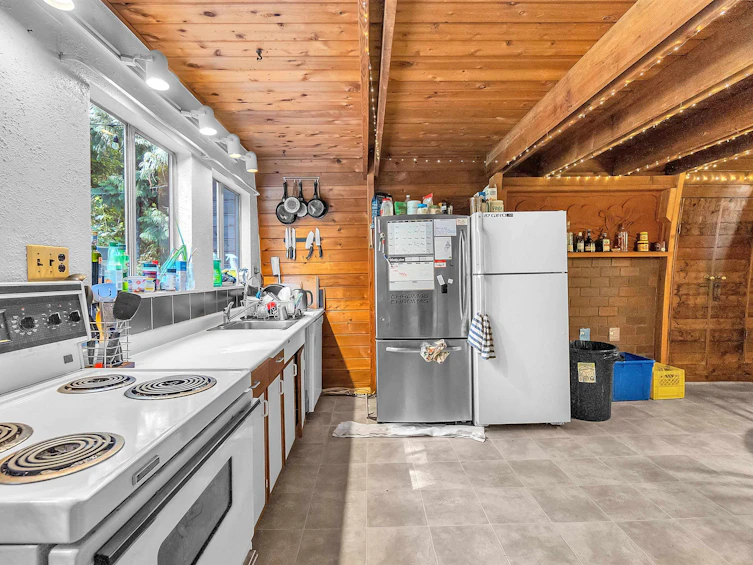 8160 Alpine Way, Whistler, BC, V8E 0G2 - 10