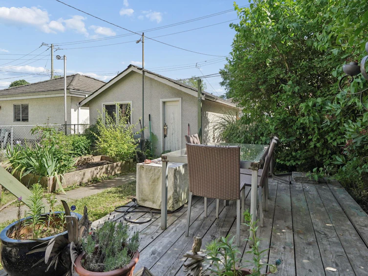 116 E 37th Avenue, Vancouver, BC, V5W 1E4 - 13