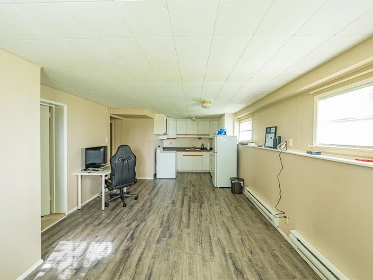 5529 Keith Street, Burnaby, BC, V5J 3C4 - 11