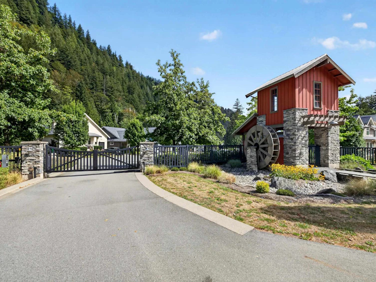 43346 Old Orchard Lane, Cultus Lake, BC, V2R 0Z4 - 37