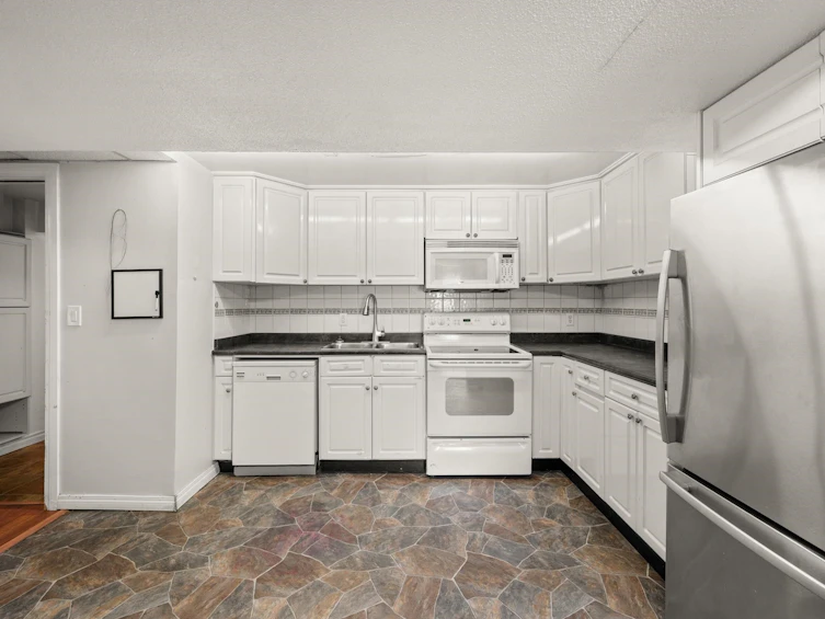 33222 Hawthorne Avenue, Abbotsford, BC, V2S 1B3 - 24